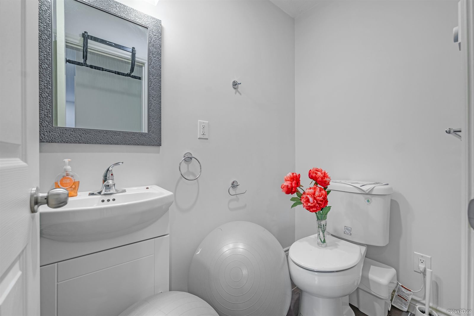 Listing Image 22