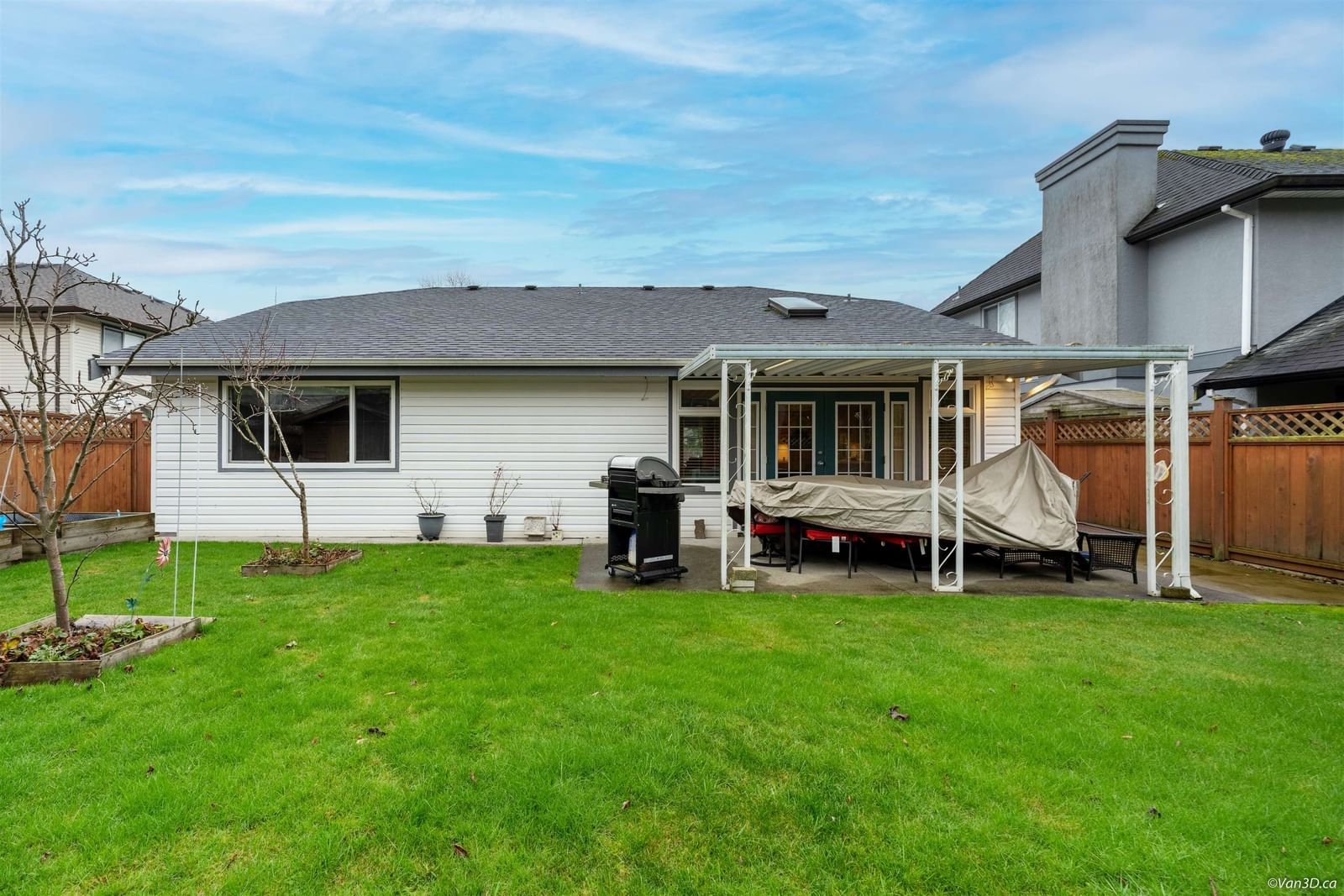 Listing Image 24