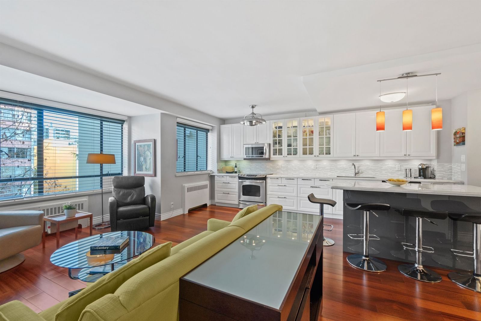 Listing Image 10