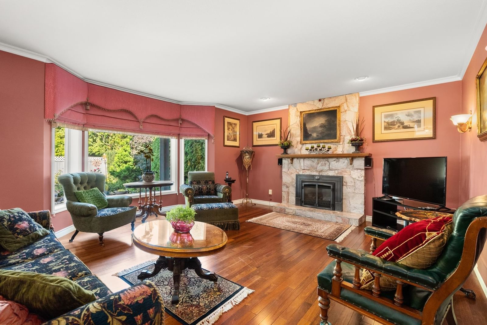 Listing Image 7