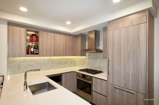 303 - 3300 Ketcheson Road