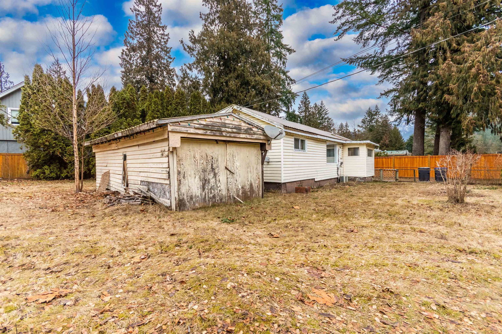 Listing Image 5
