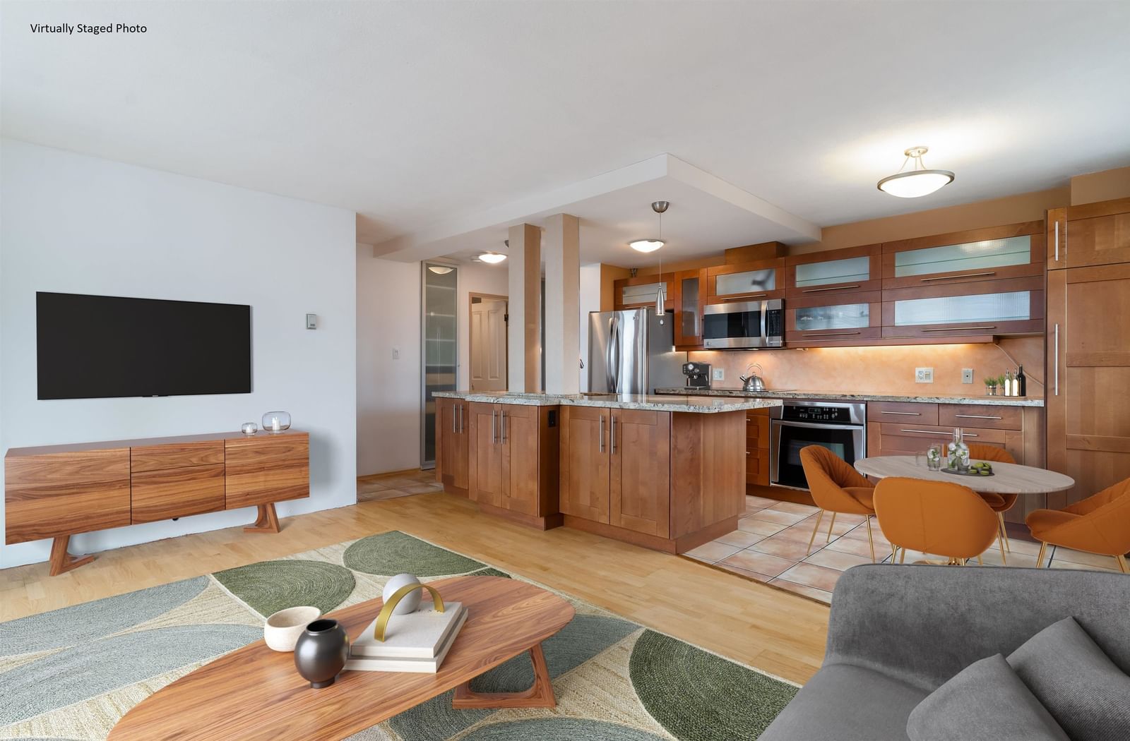 Listing Image 6