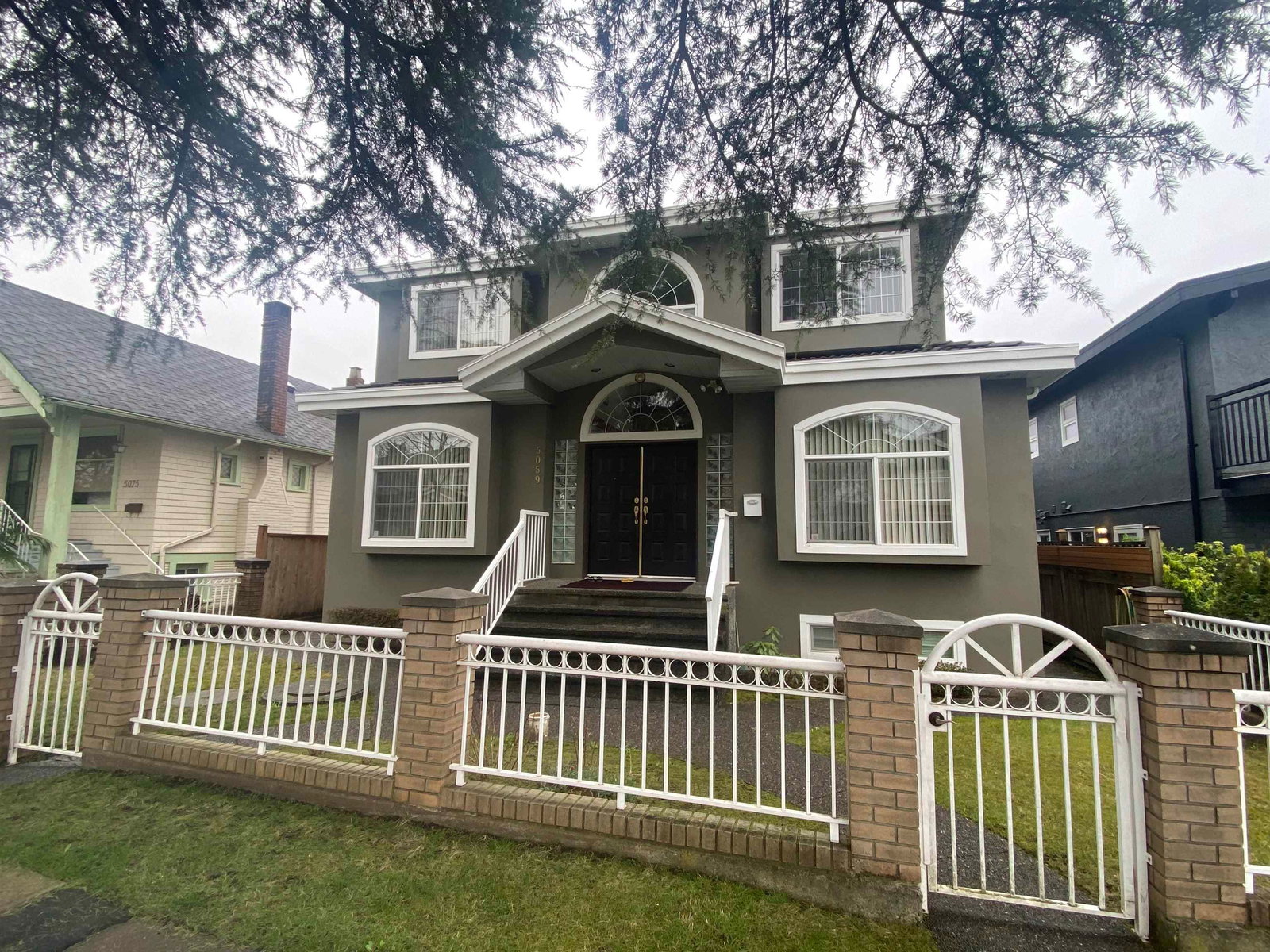 Listing Image 1