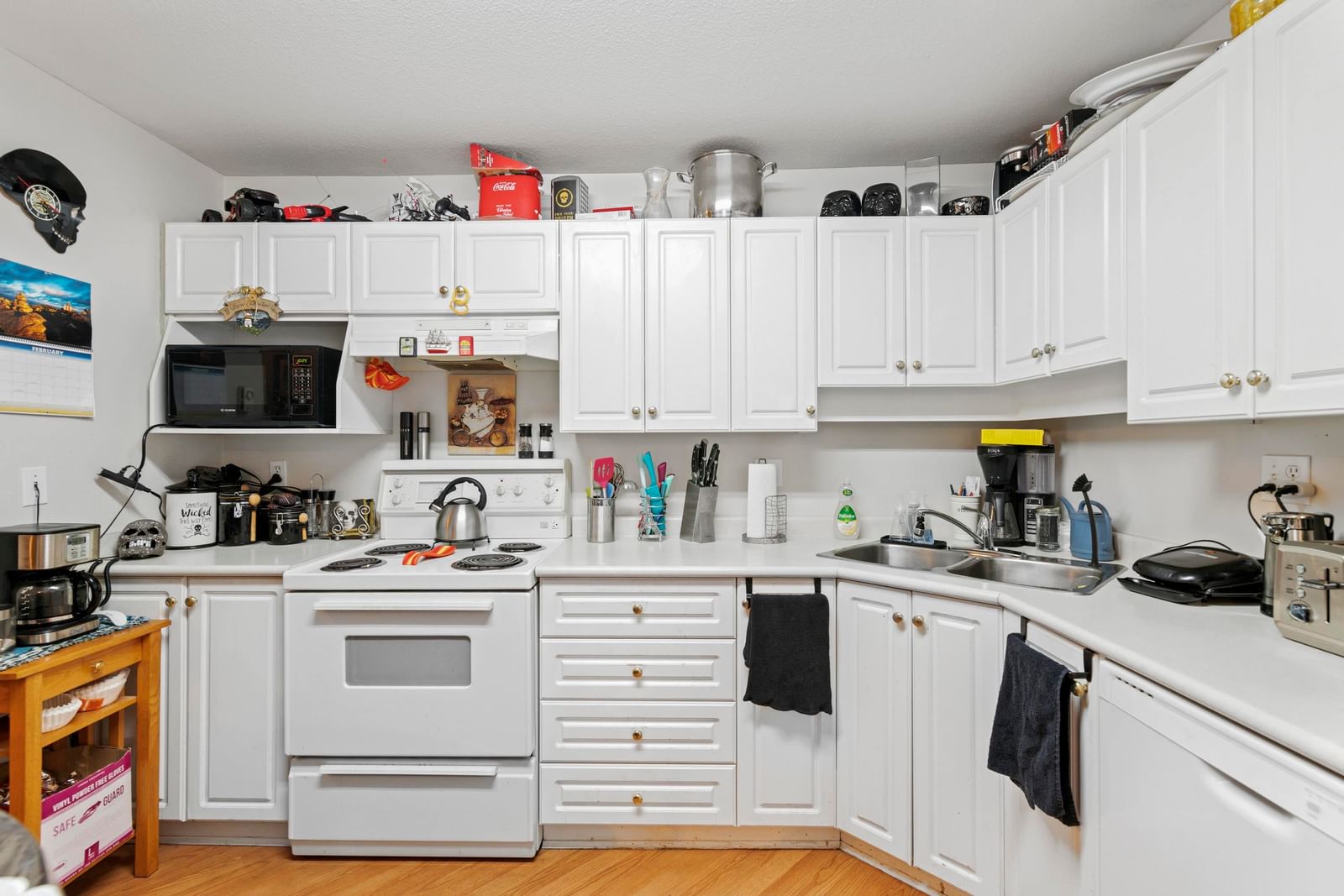 Listing Image 14