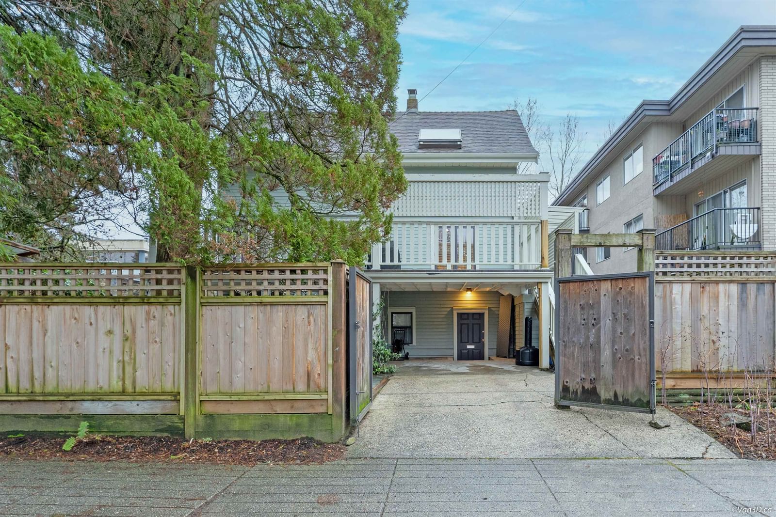 Listing Image 27
