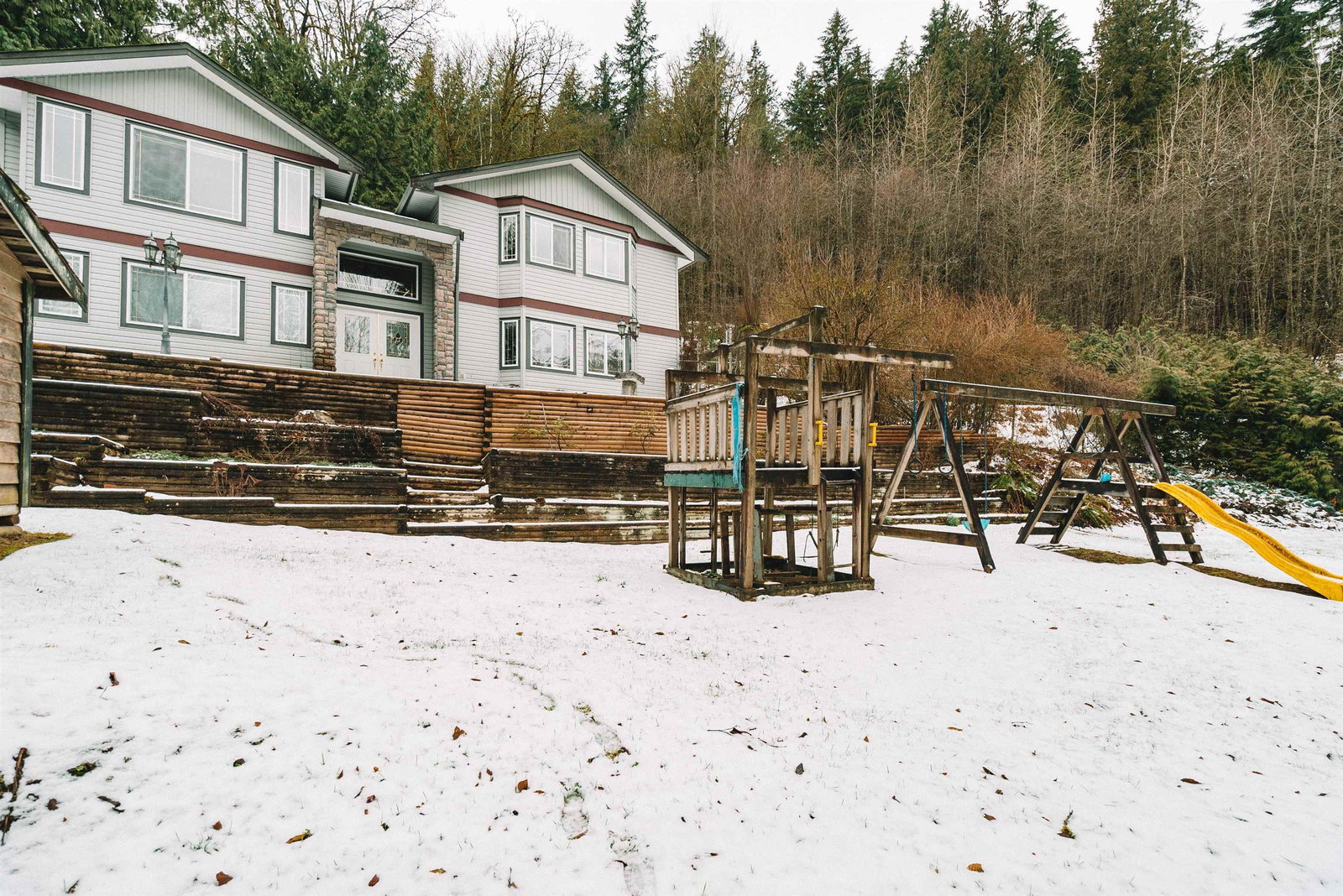 Listing Image 5