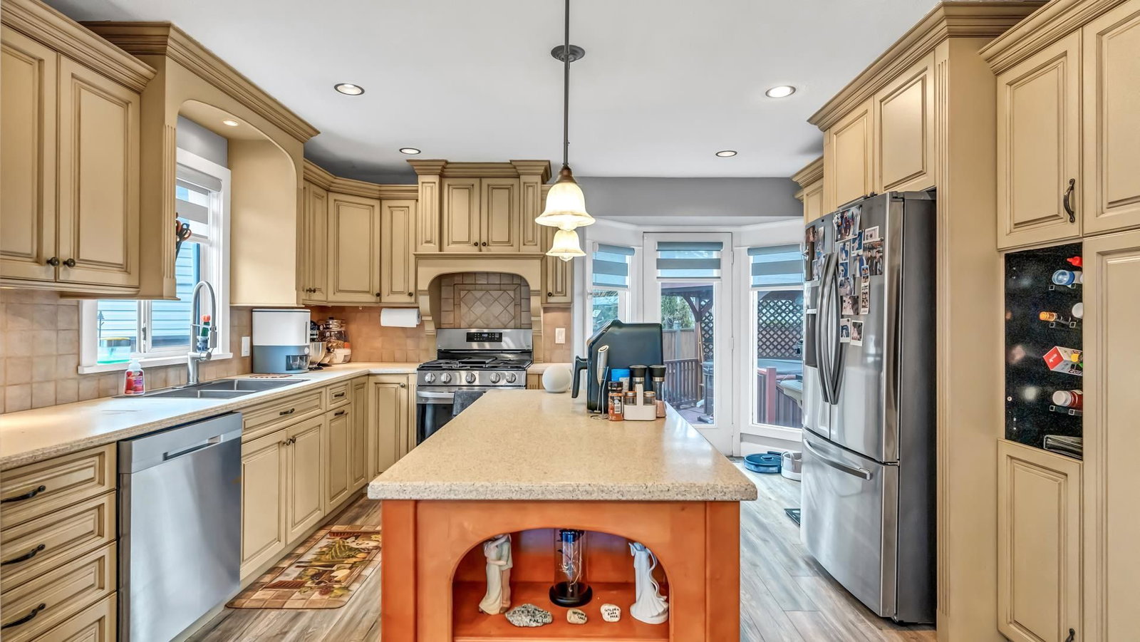 Listing Image 9