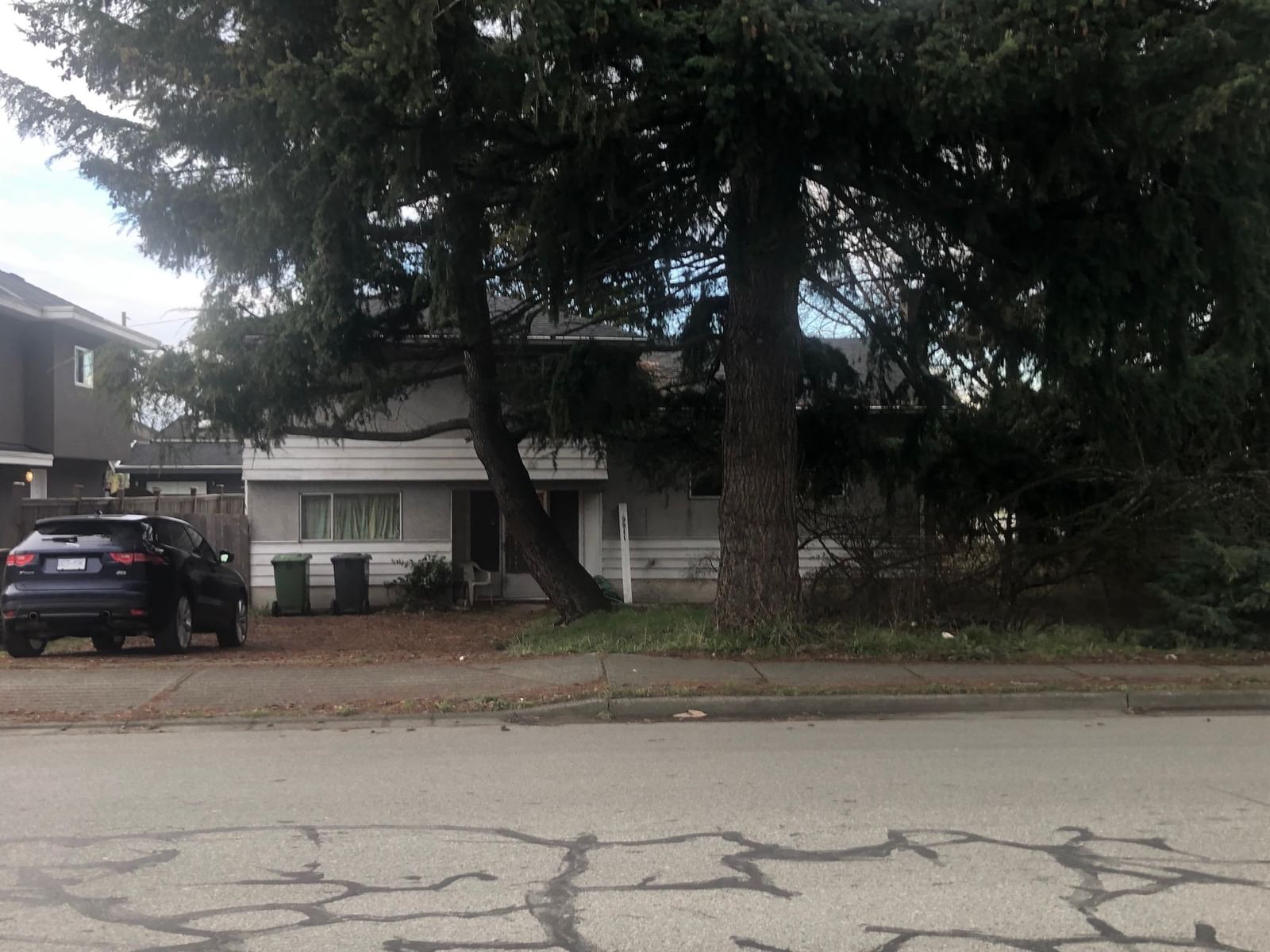 Listing Image 3