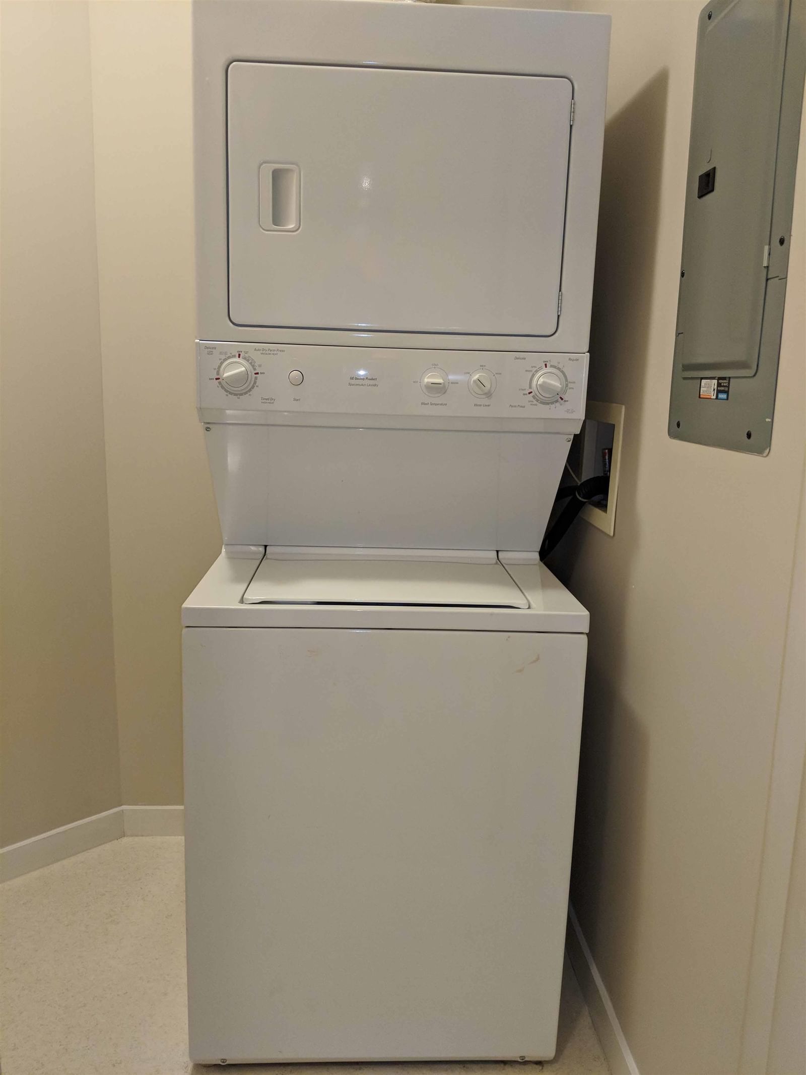 Listing Image 8