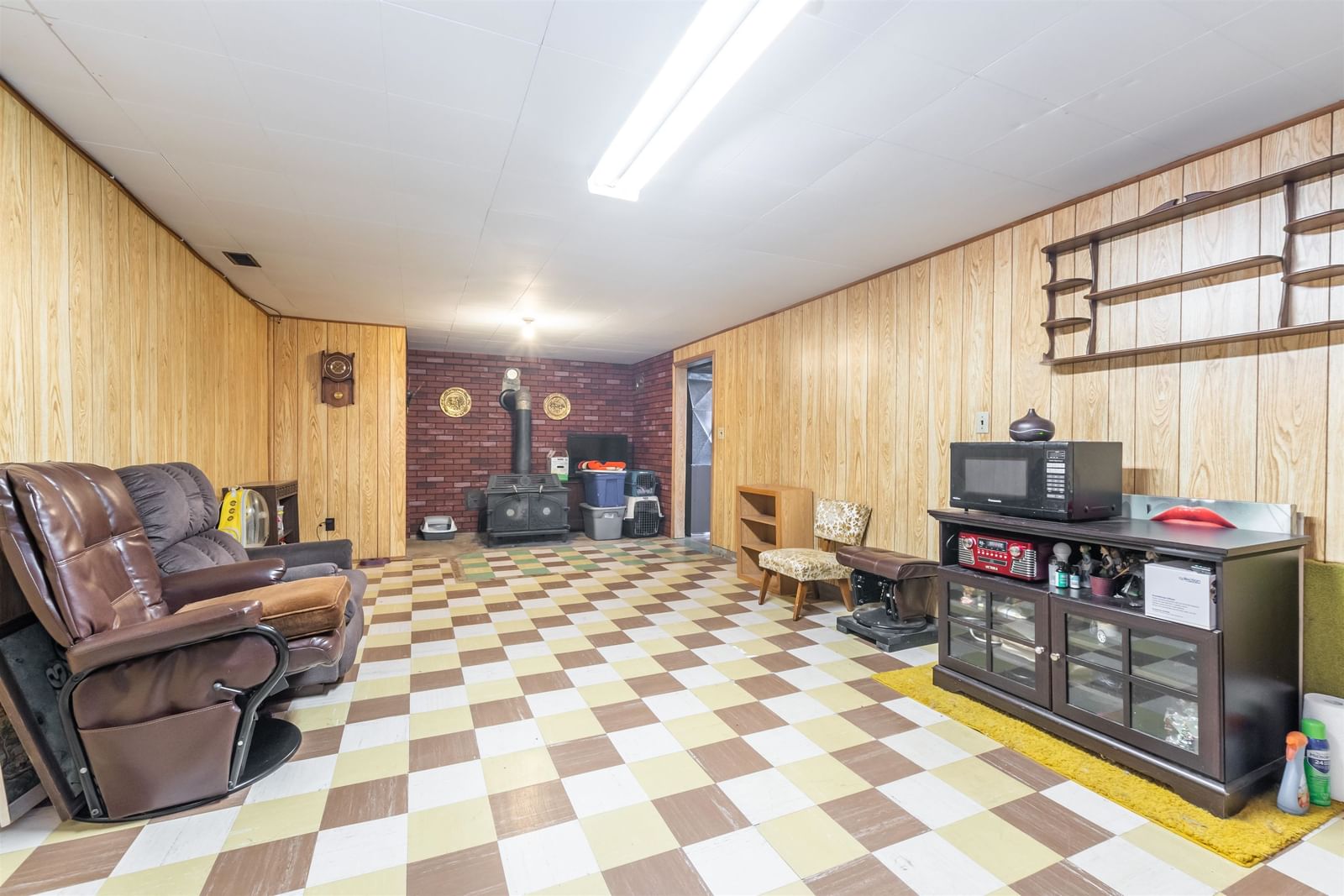 Listing Image 19