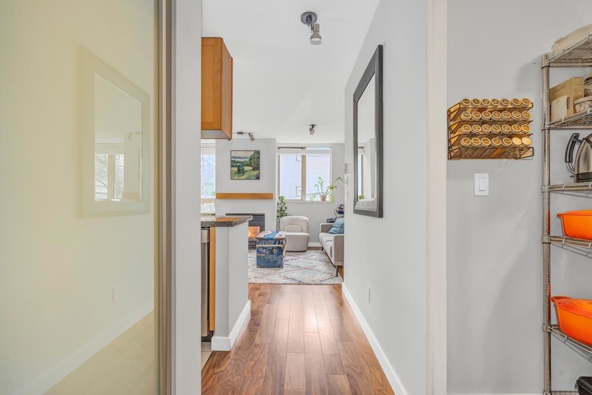 Listing Image 15
