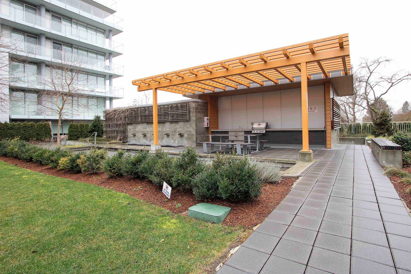 Listing Image 20