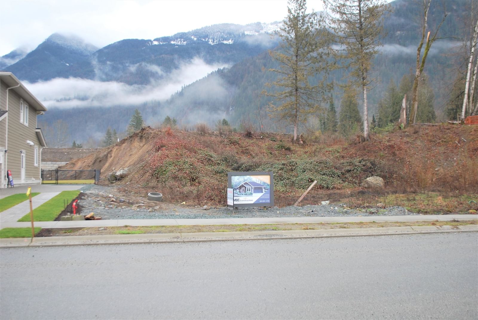 Listing Image 6