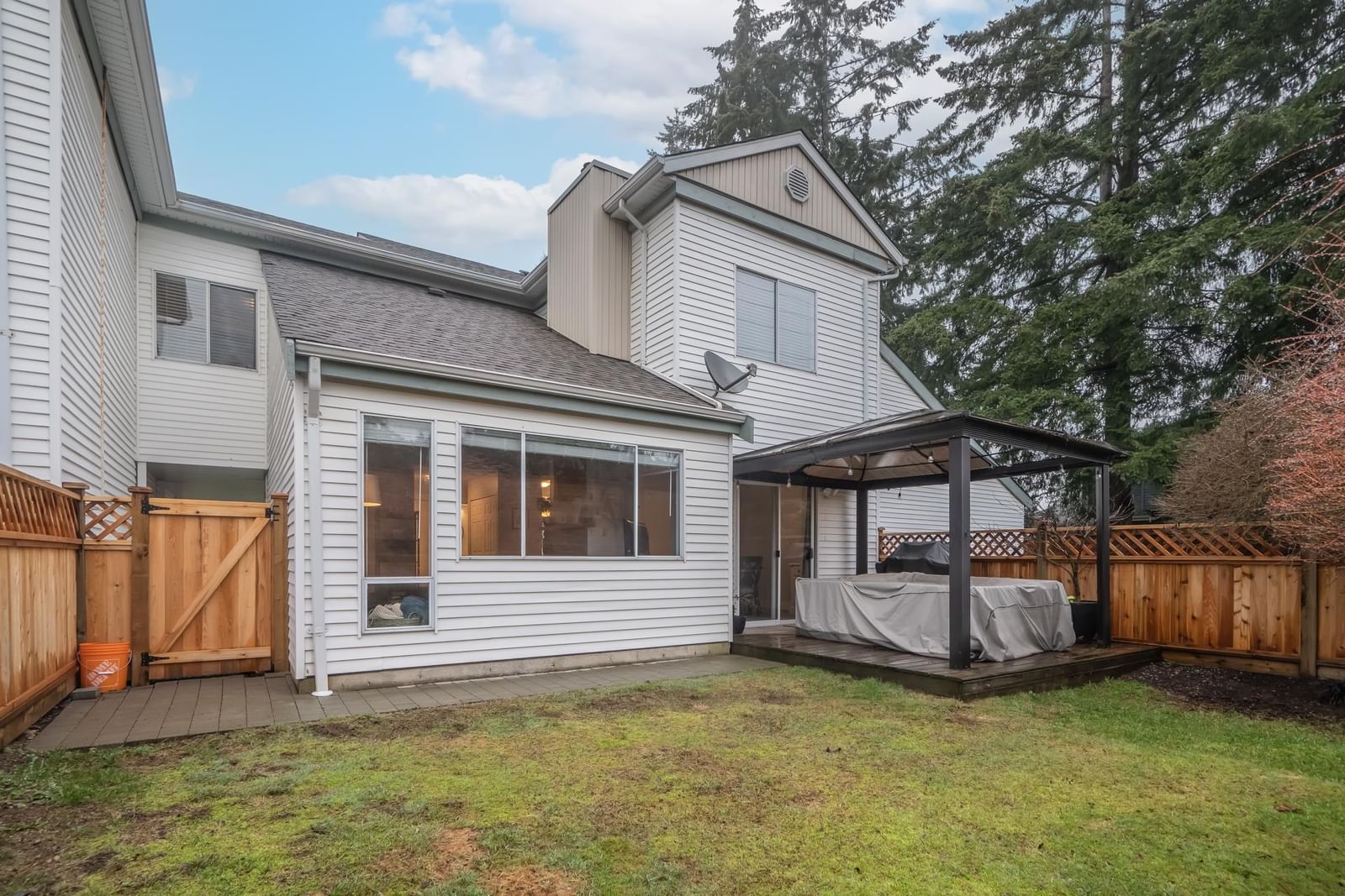 Listing Image 26