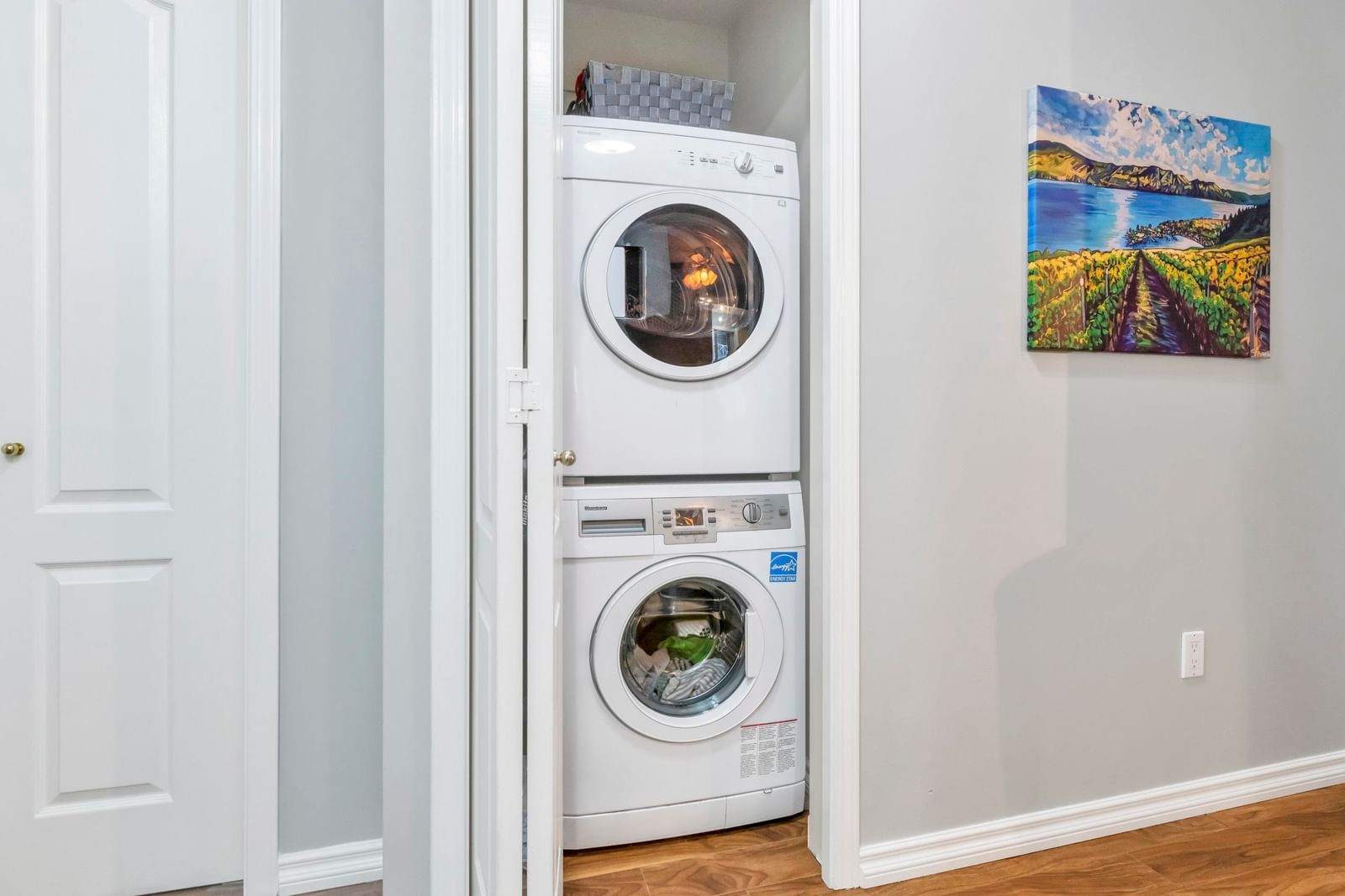 Listing Image 15