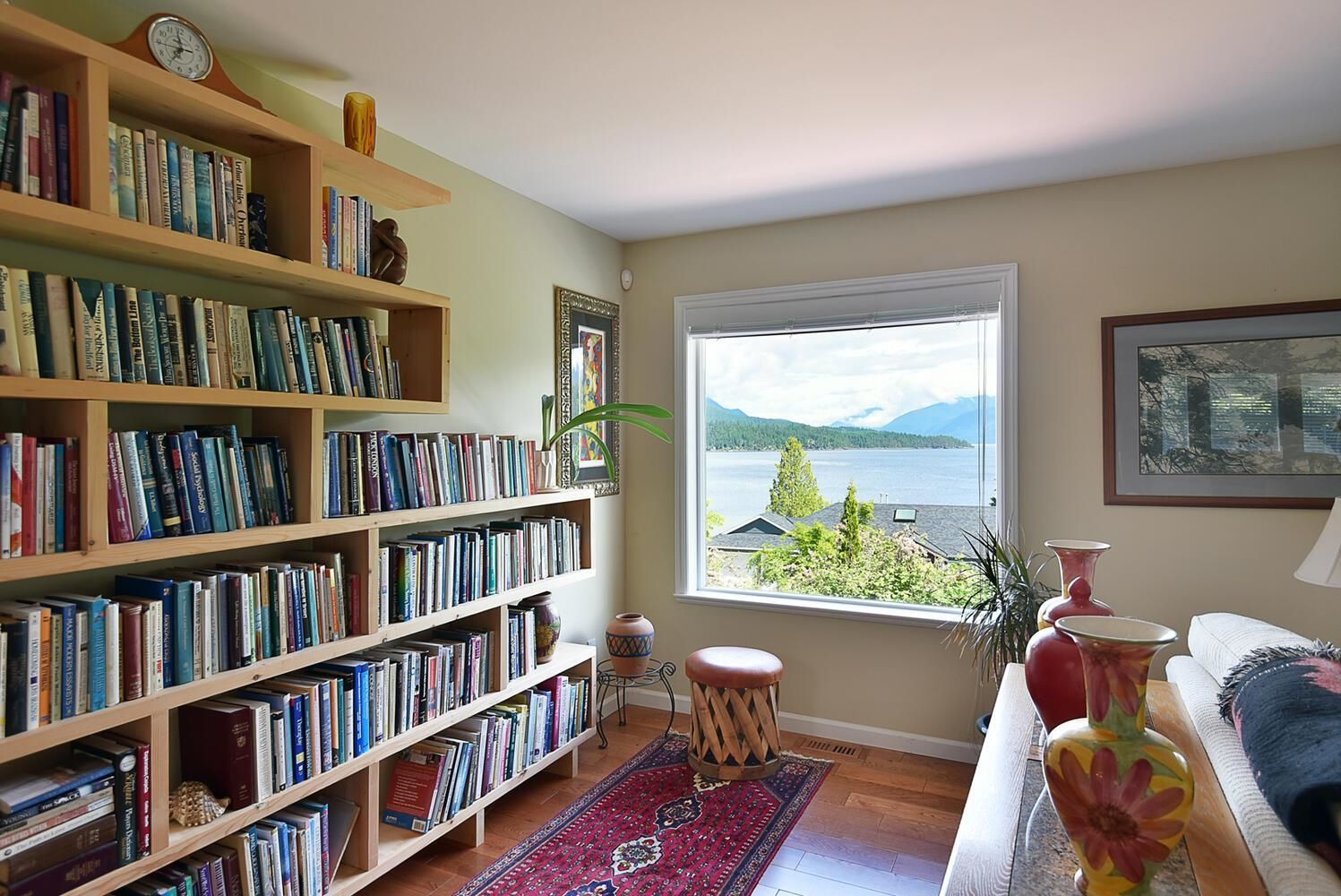 Listing Image 8