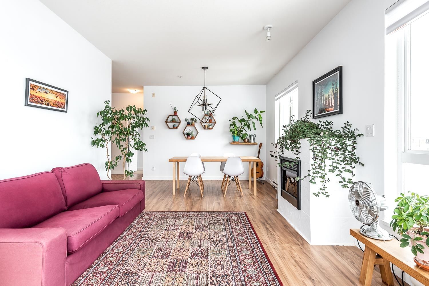 Listing Image 16