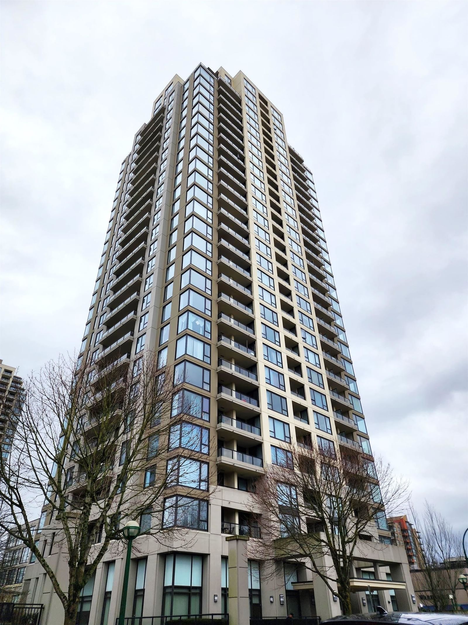 Listing Image 18