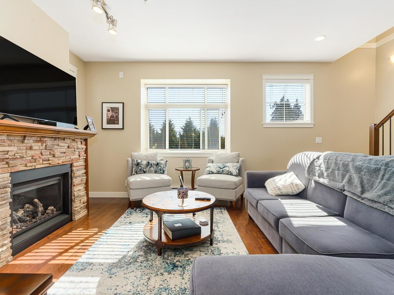 Listing Image 22
