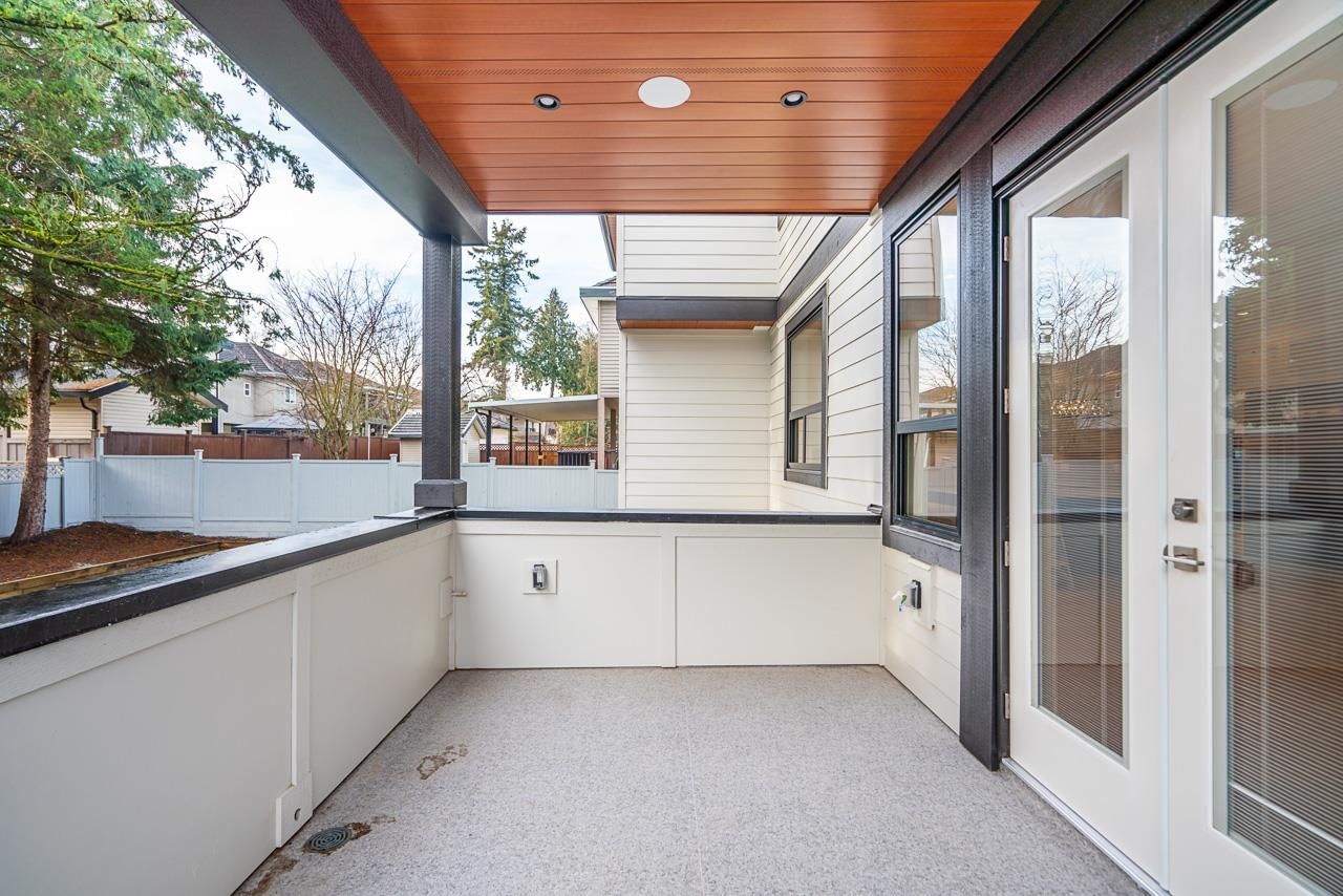 Listing Image 13
