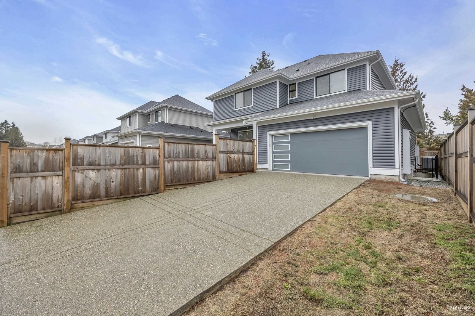 Listing Image 23