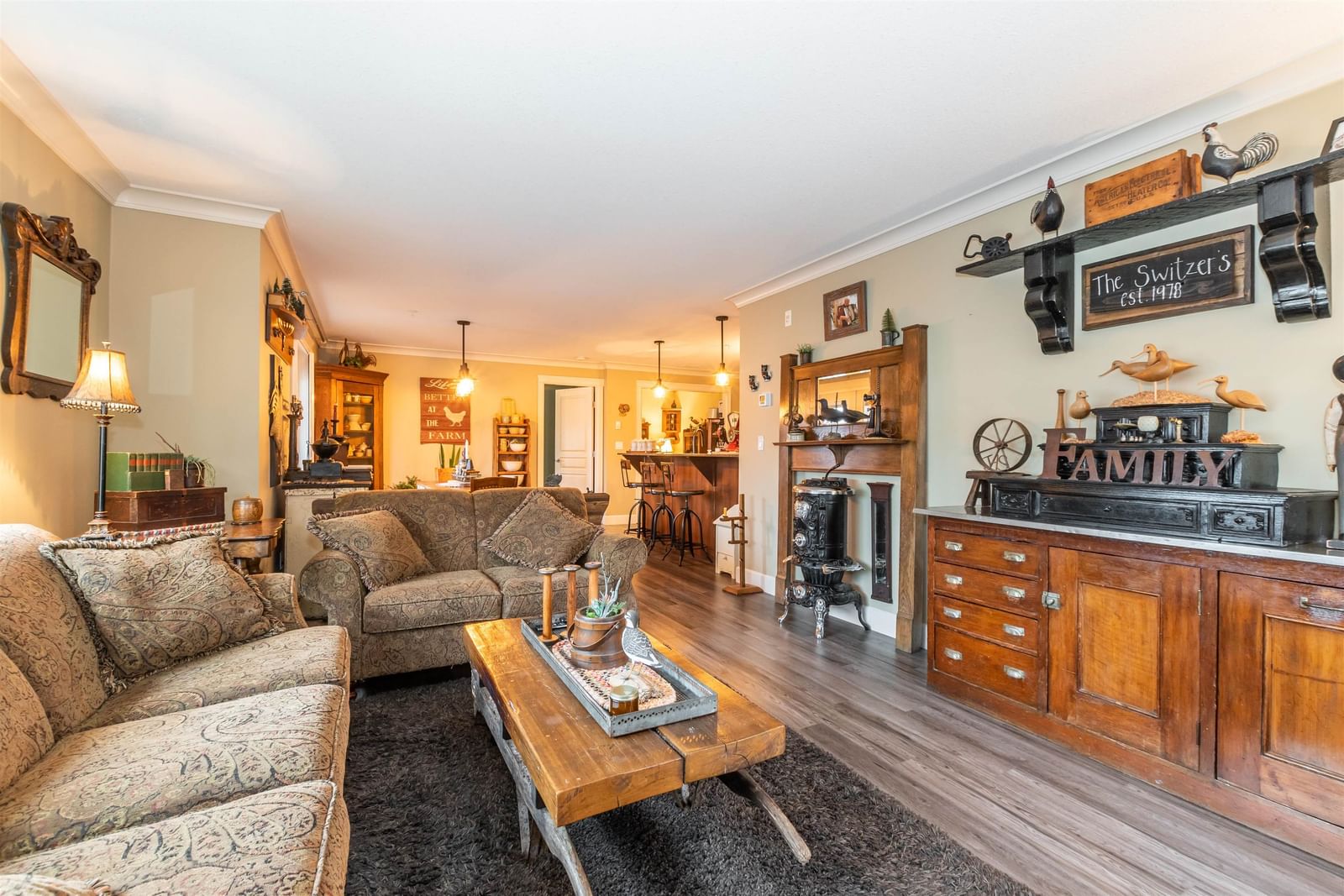 Listing Image 13