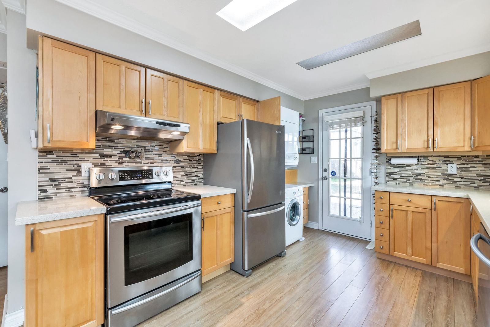 Listing Image 13