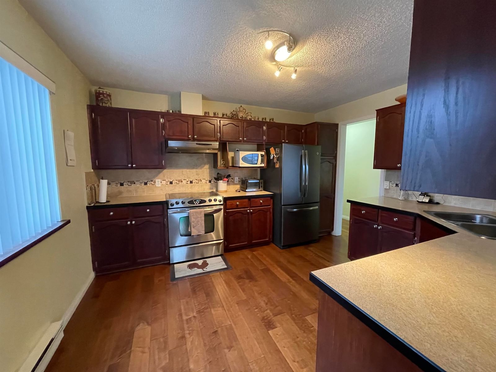 Listing Image 16