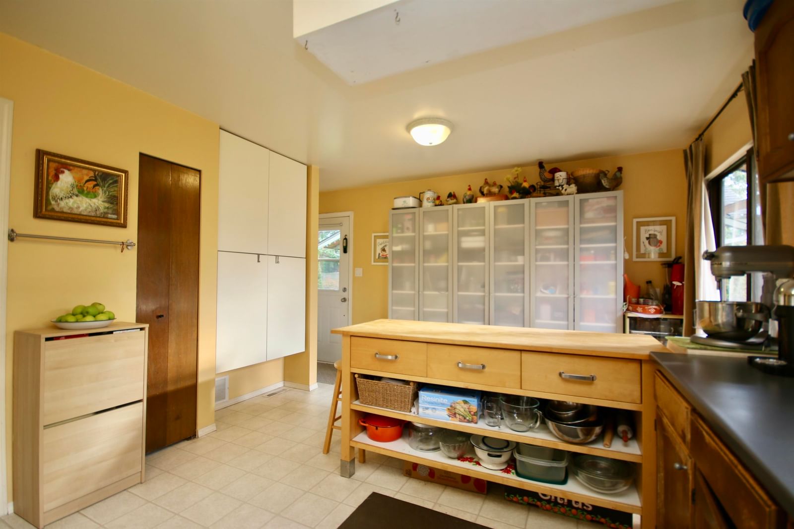Listing Image 14