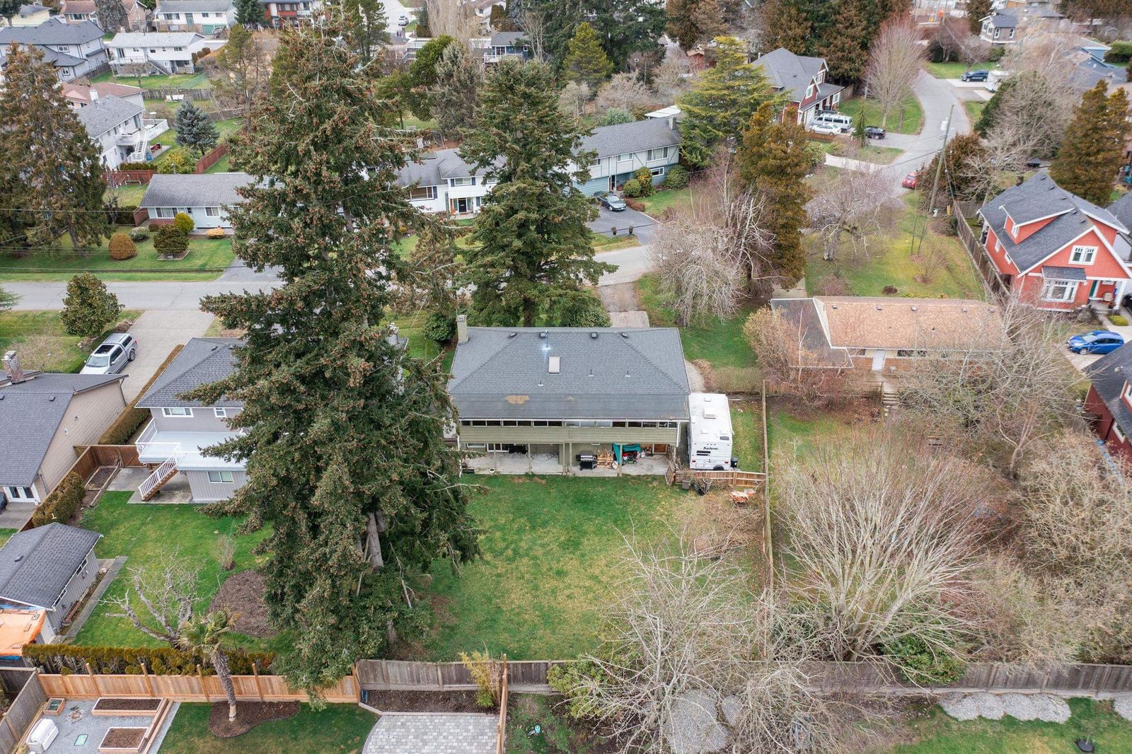 Listing Image 6