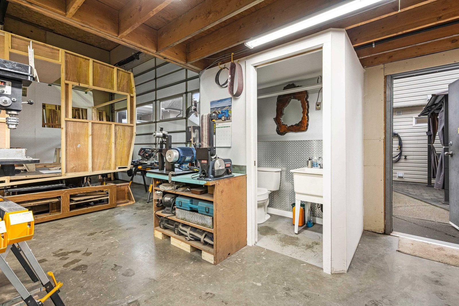 Listing Image 38