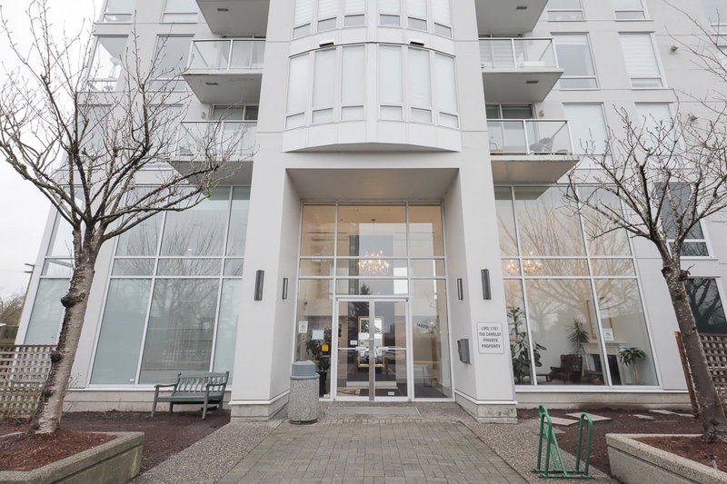 PH4 - 14820 104 Avenue, Surrey, V3R 0V9 | Image 2