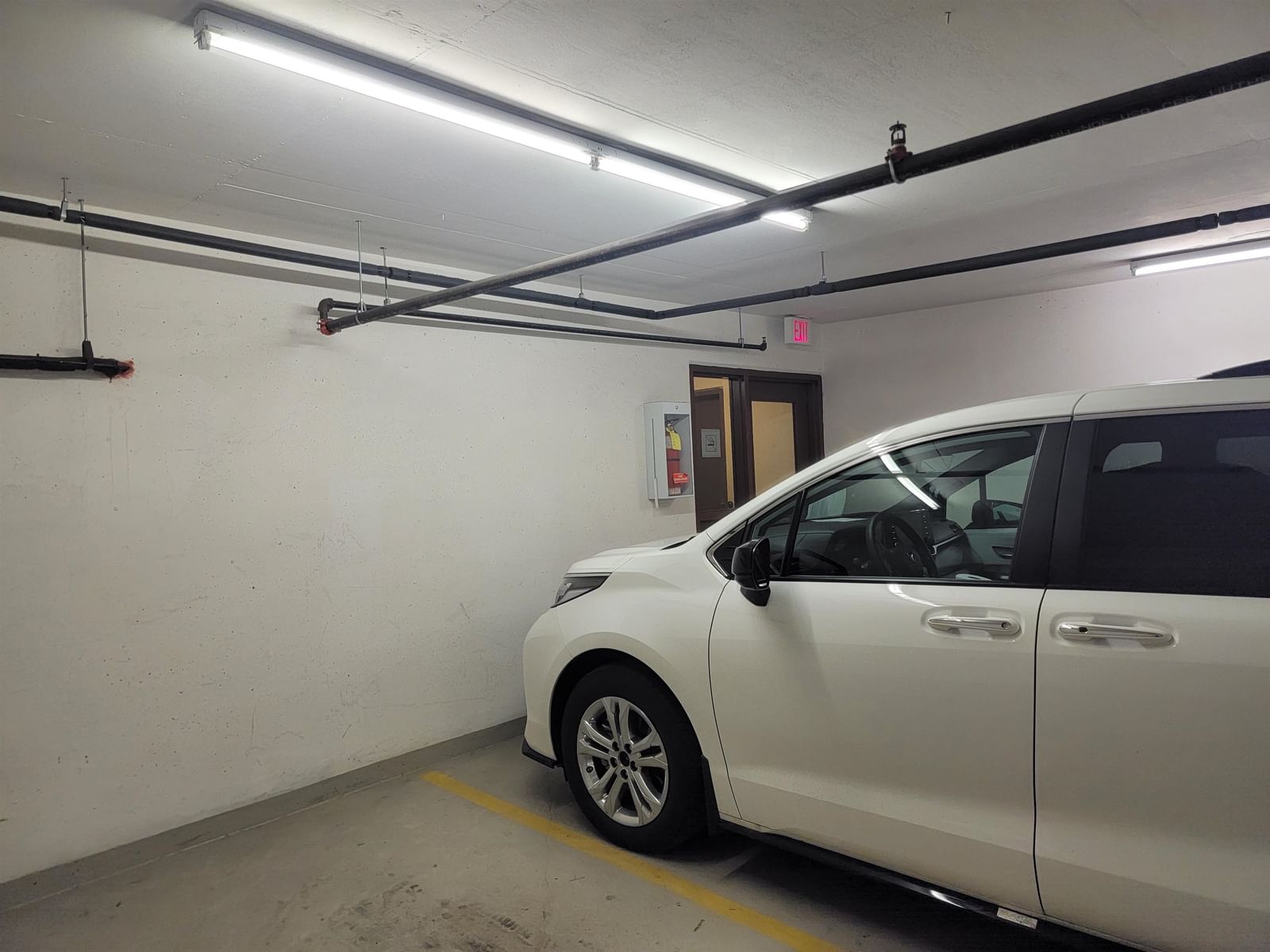 Listing Image 16