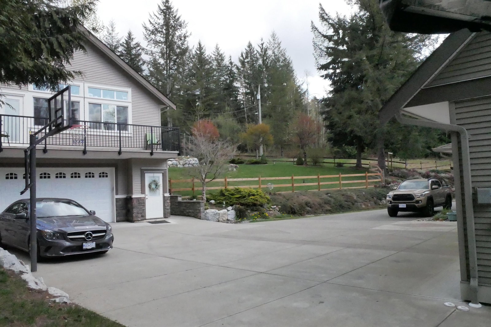 Listing Image 11