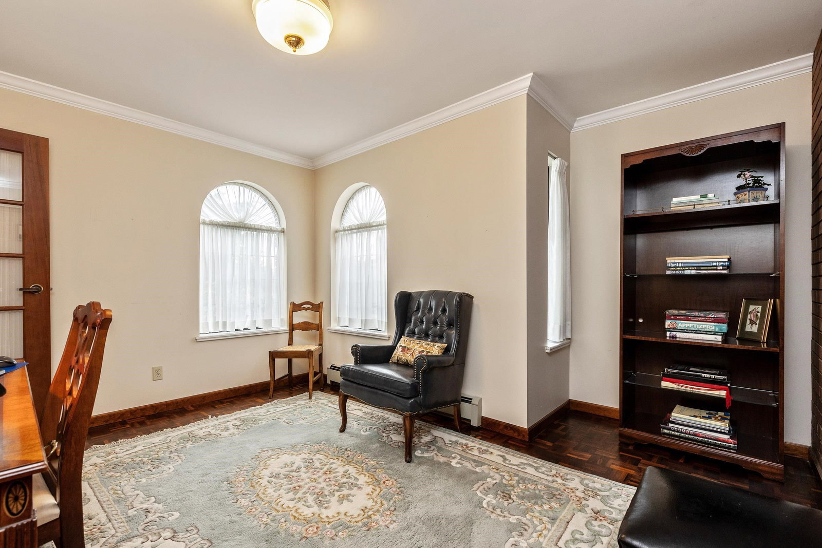 Listing Image 12