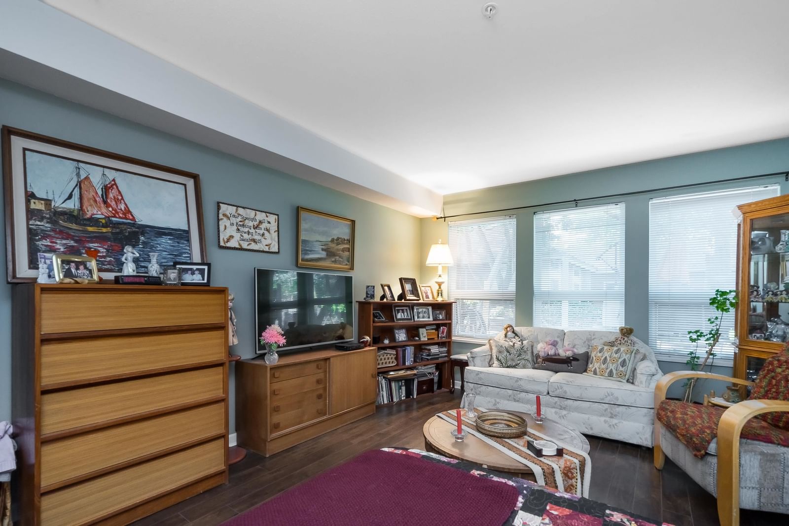 Listing Image 14