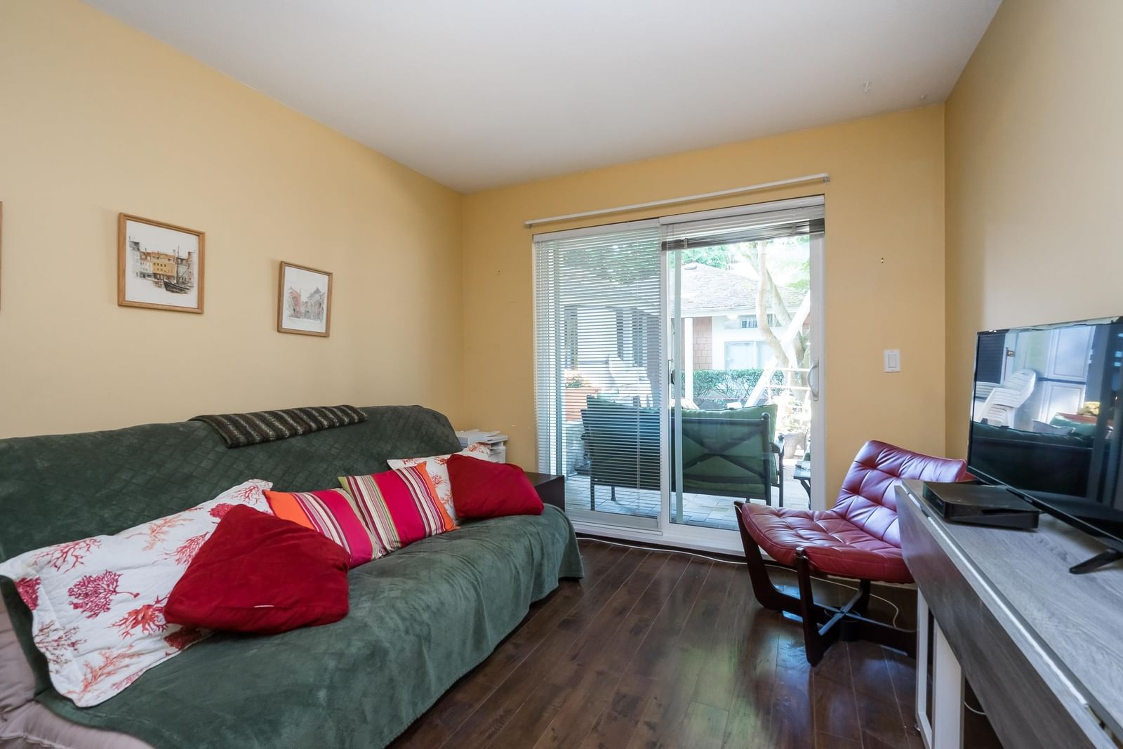 Listing Image 15