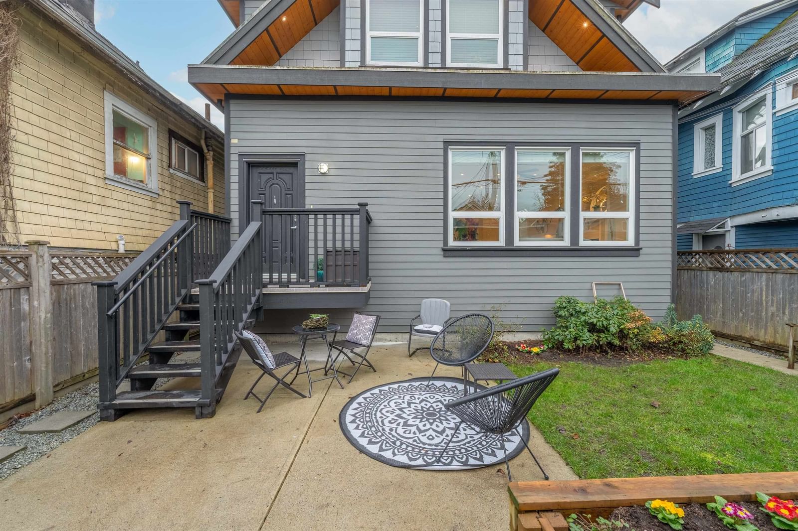 Listing Image 16