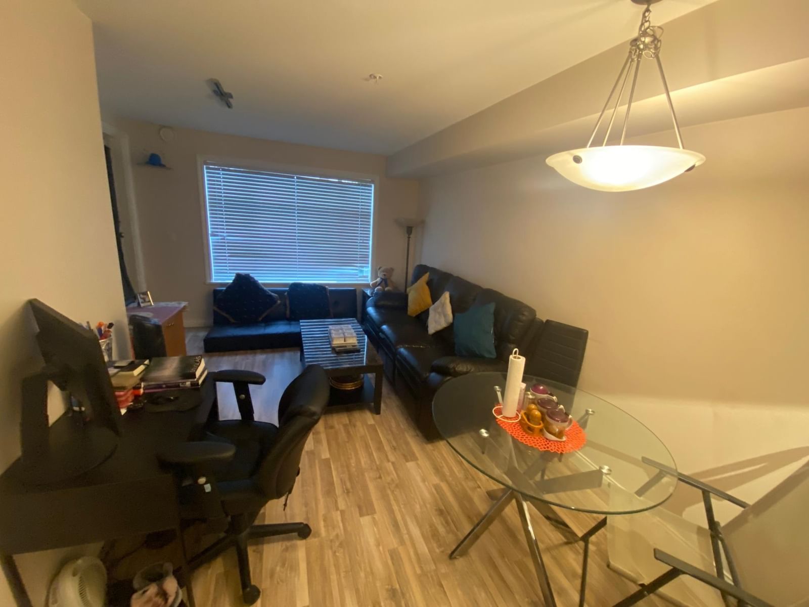 Listing photo 3