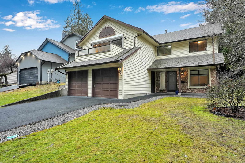 949 Lynwood Avenue, Port Coquitlam, V3B 6J7 | Image 2