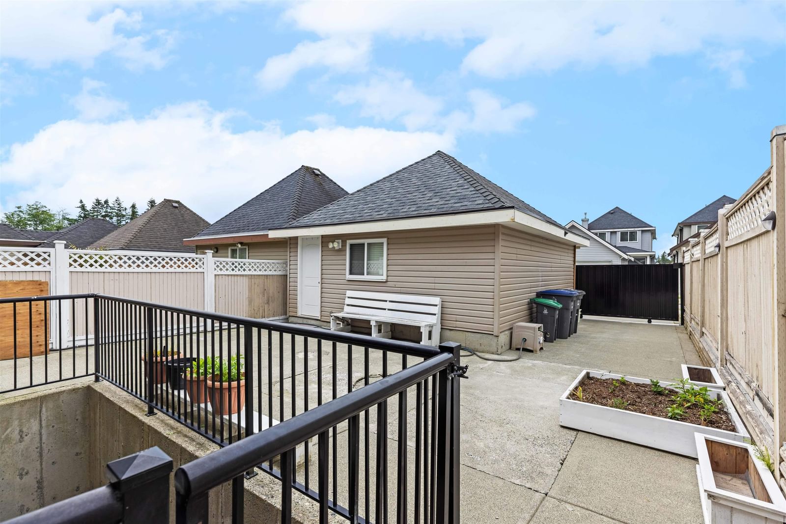 Listing Image 23