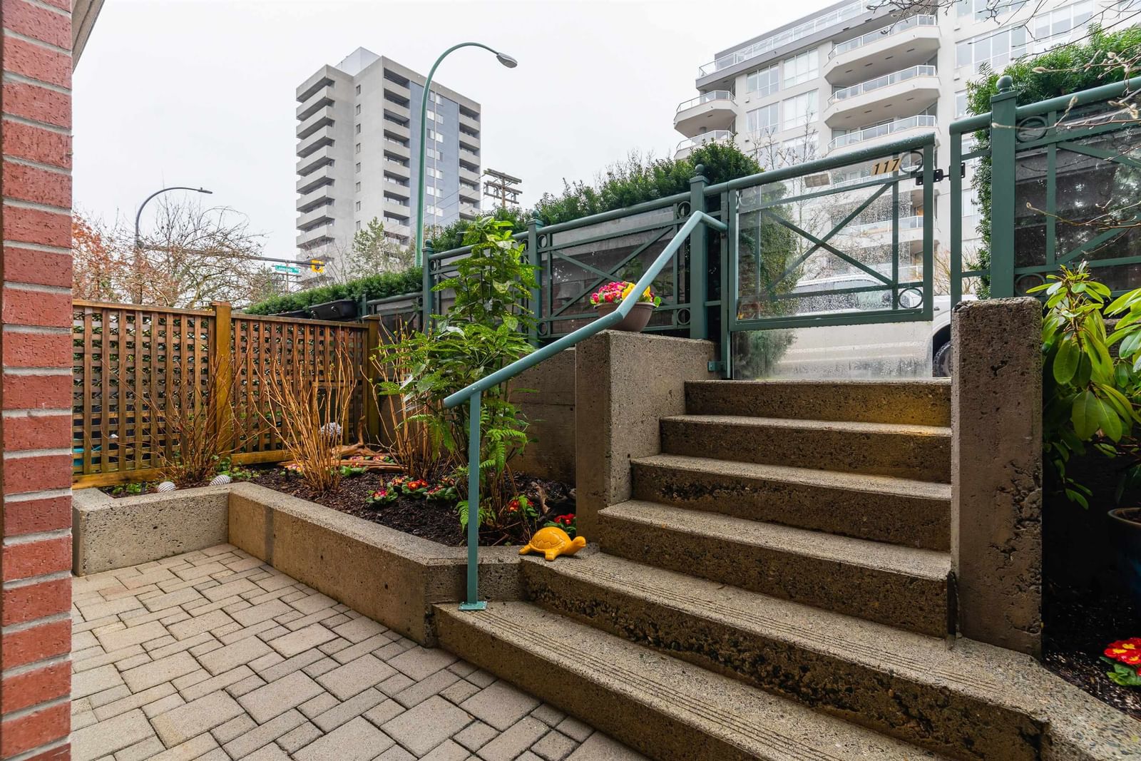 Listing Image 21