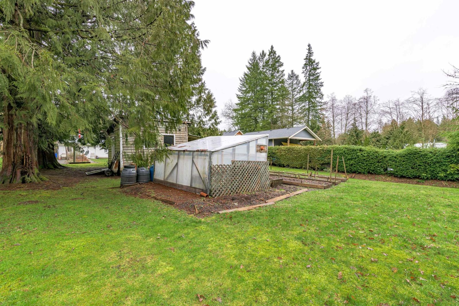 Listing Image 16