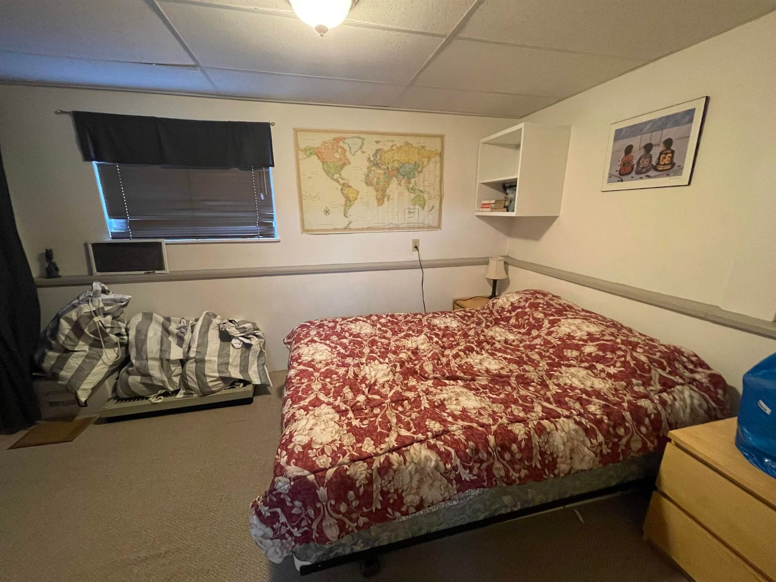 Listing Image 6