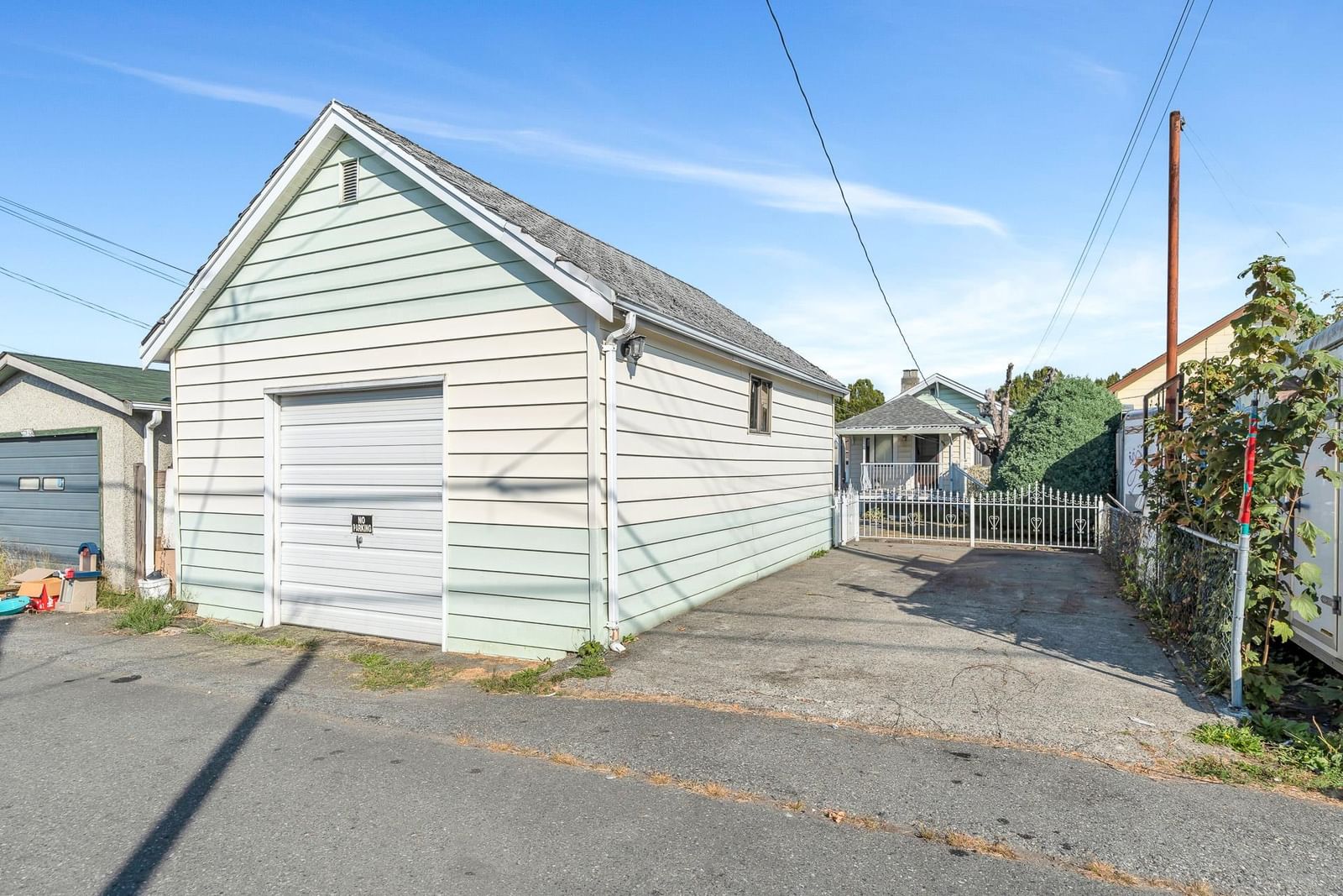 Listing Image 30