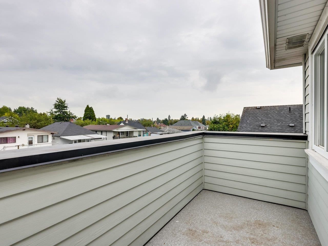 Listing Image 18