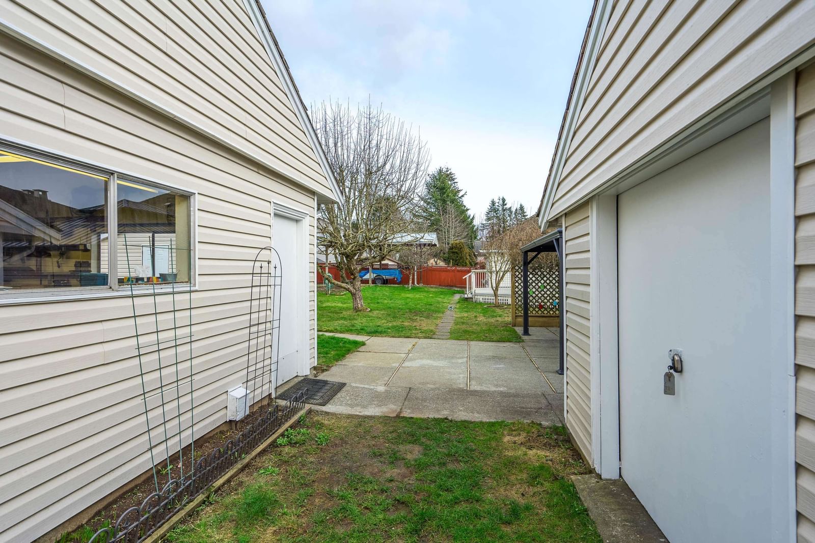 Listing Image 18