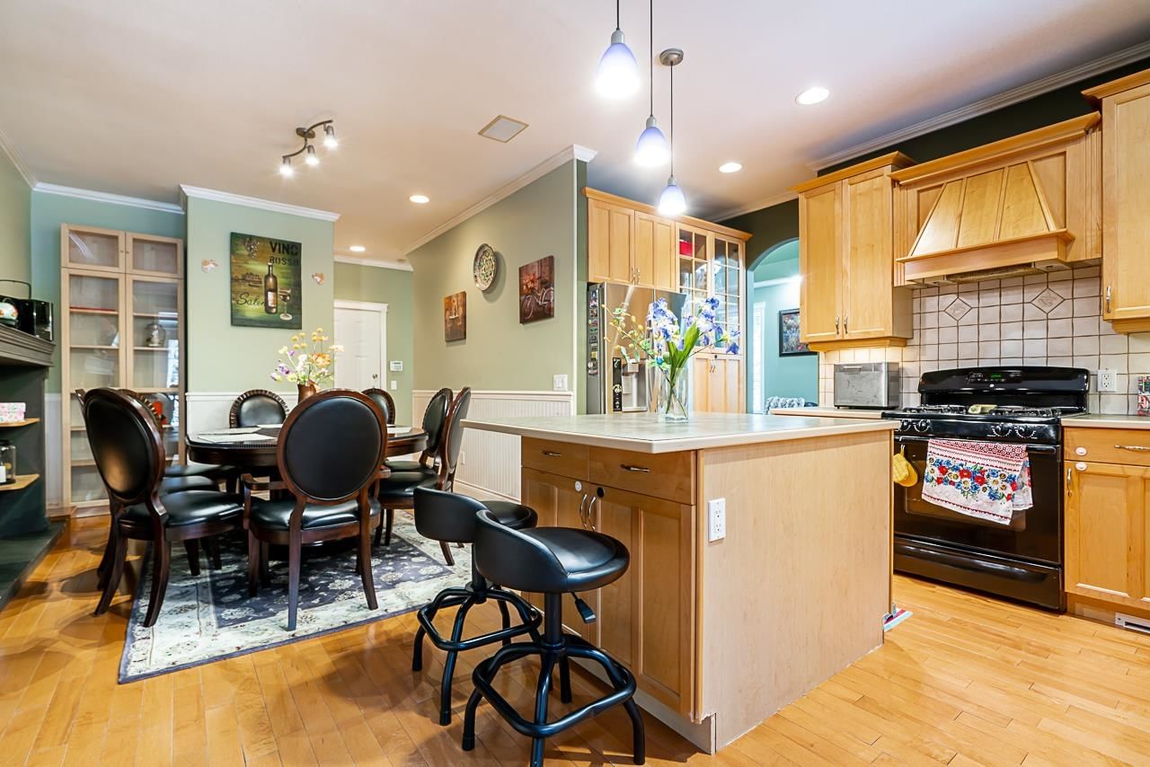 Listing Image 13