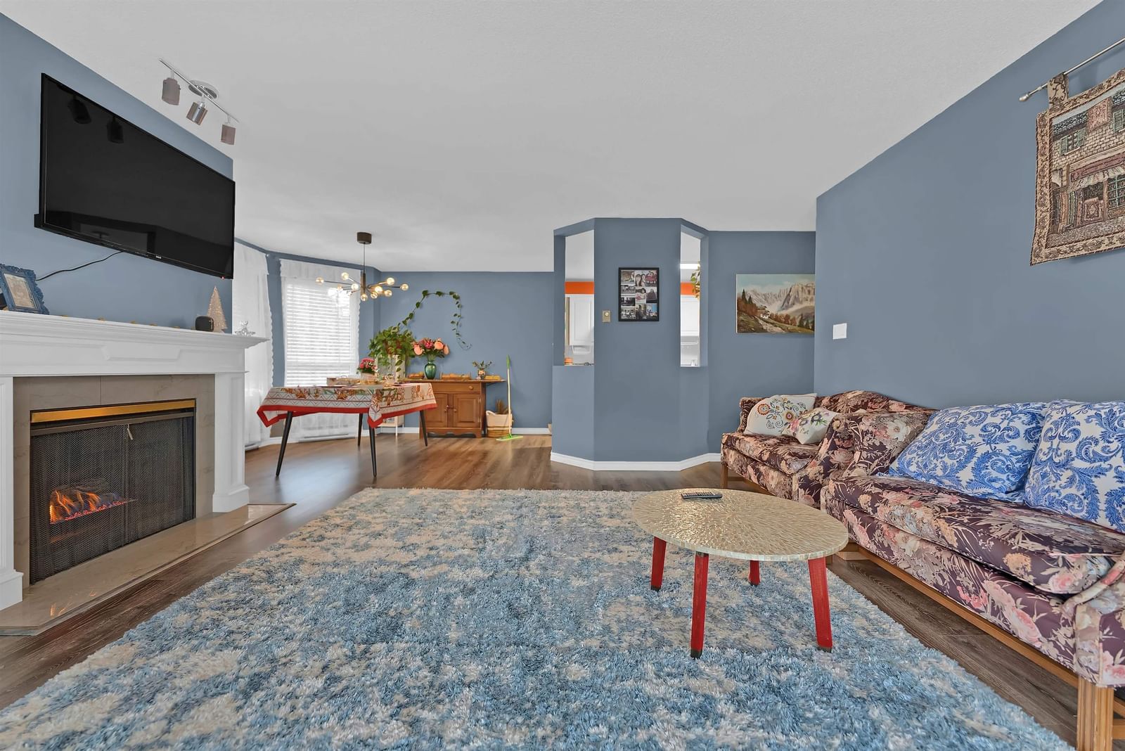 Listing Image 14